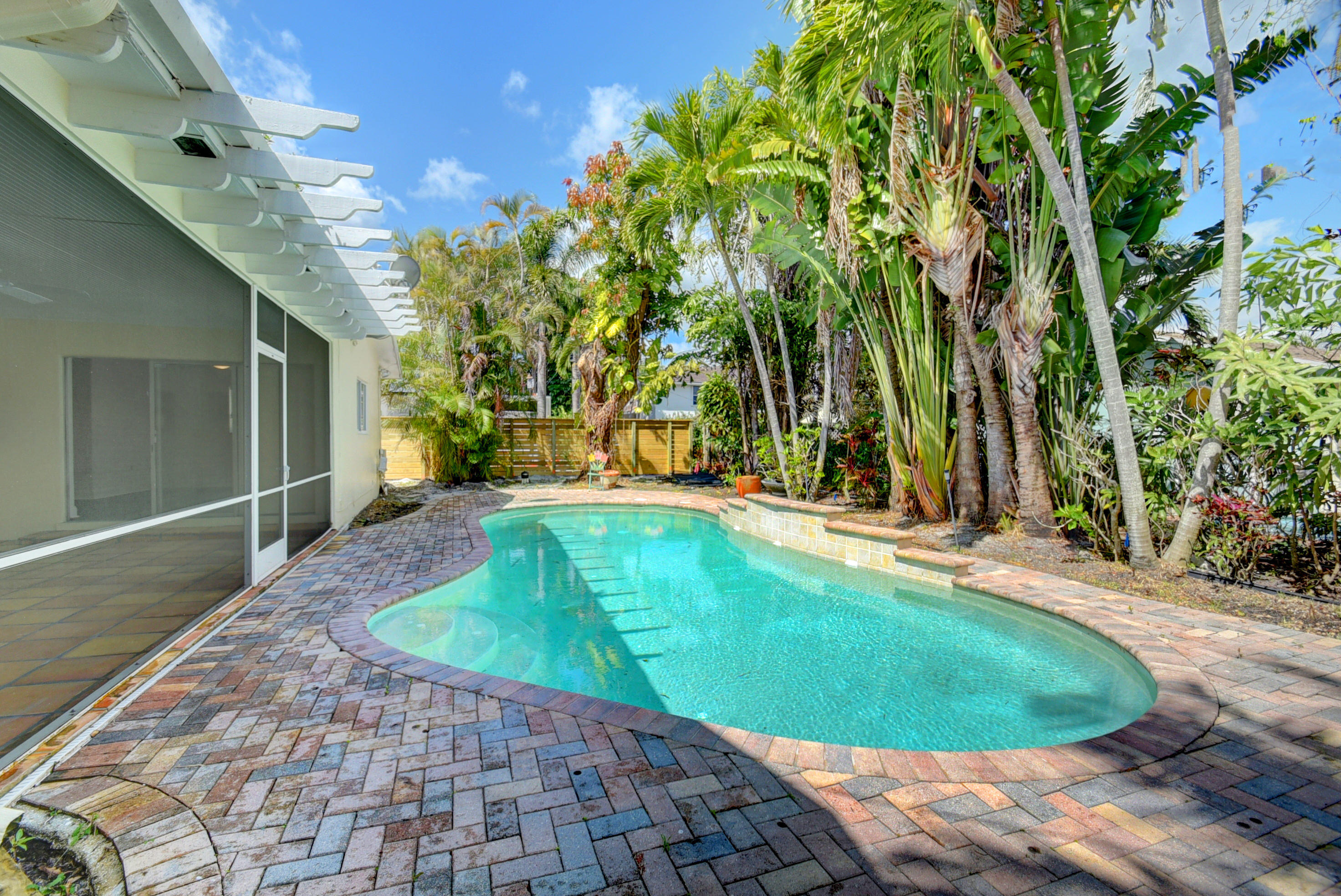 869 Periwinkle Street Boca Raton, FL 33486 - Photo 24 of 31 Pool angle 2