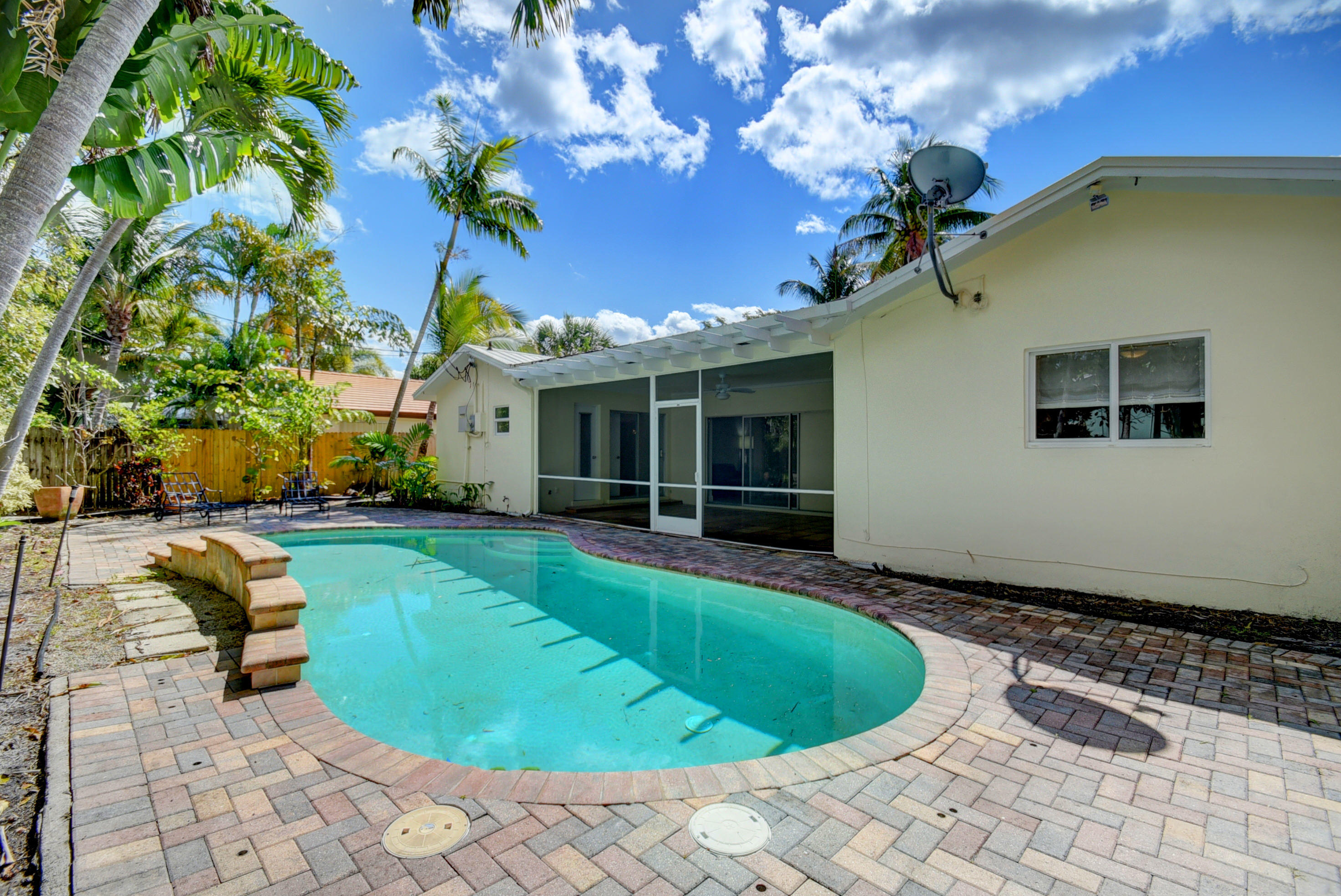 869 Periwinkle Street Boca Raton, FL 33486 - Photo 25 of 31 Pool & House