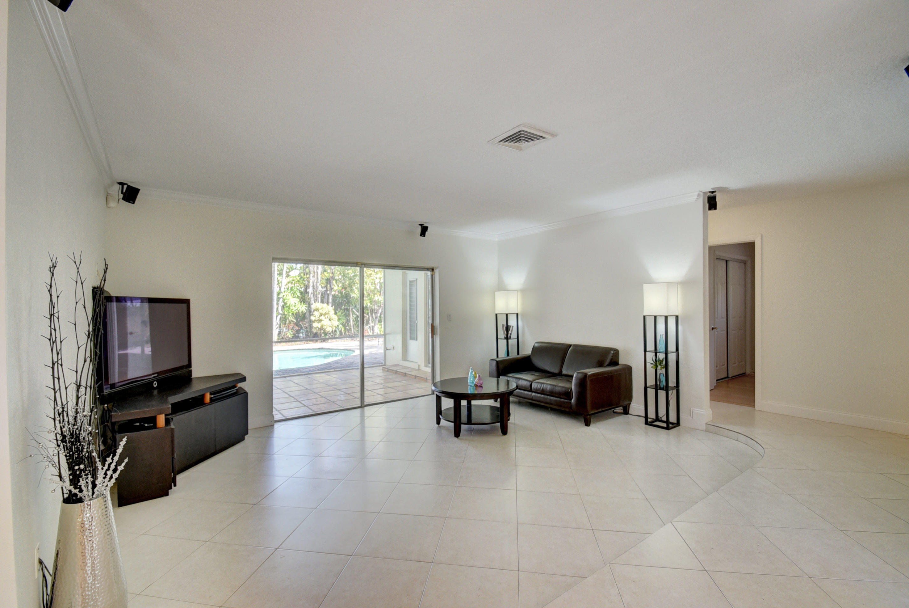 869 Periwinkle Street Boca Raton, FL 33486 - Photo 4 of 31 Living Room angle 2