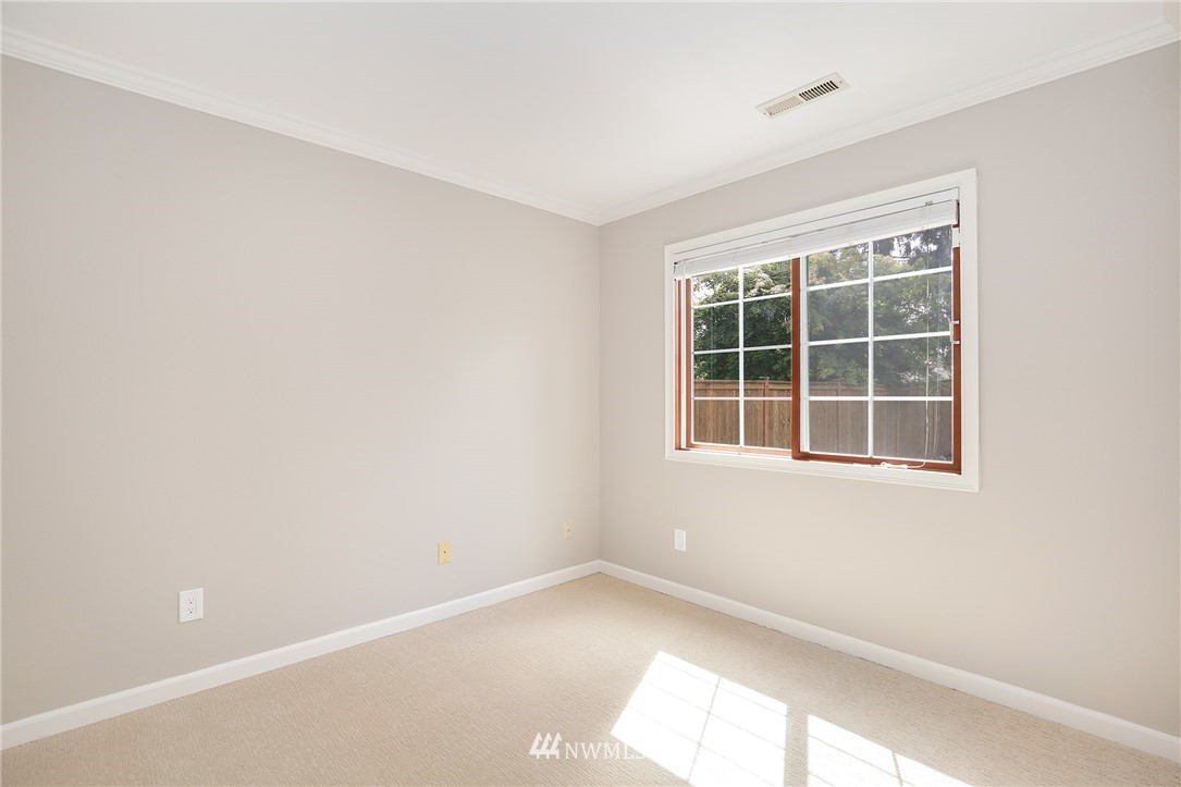 16622 31st Drive Southeast Bothell, WA 98012 - Photo 15 of 25