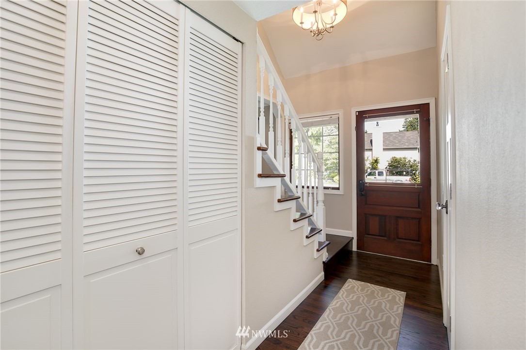 16622 31st Drive Southeast Bothell, WA 98012 - Photo 3 of 25