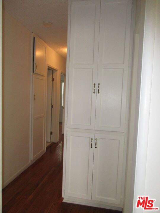 719 East 154th Street Compton, CA 90220 - Photo 17 of 32 a view of a hallway