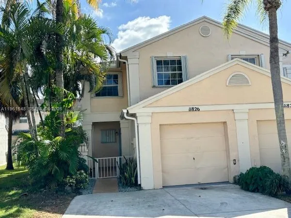 $2,999 | 11826 Southwest 99th Street, Miami, FL 33186
