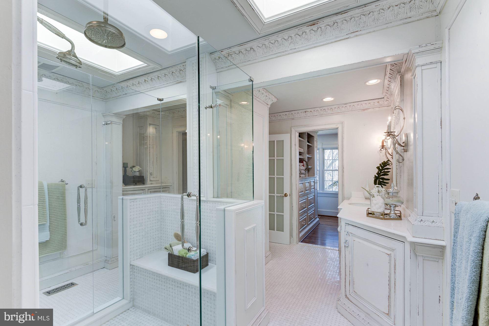 1328 Skipwith Road McLean, VA 22101 - Photo 17 of 30 Second Upper Level - Master Bath