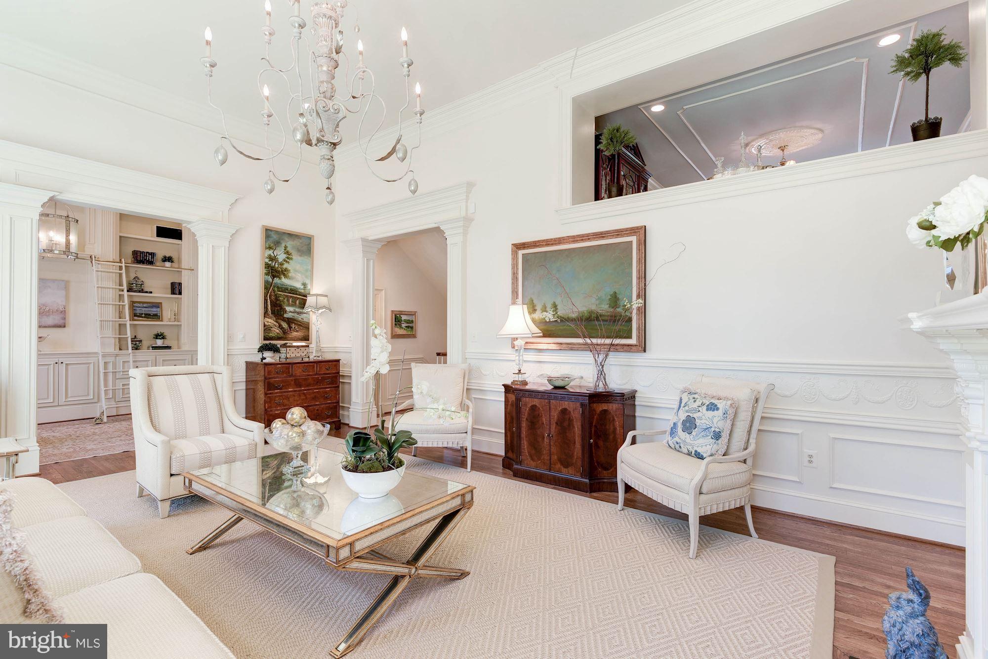 1328 Skipwith Road McLean, VA 22101 - Photo 4 of 30 Living Room