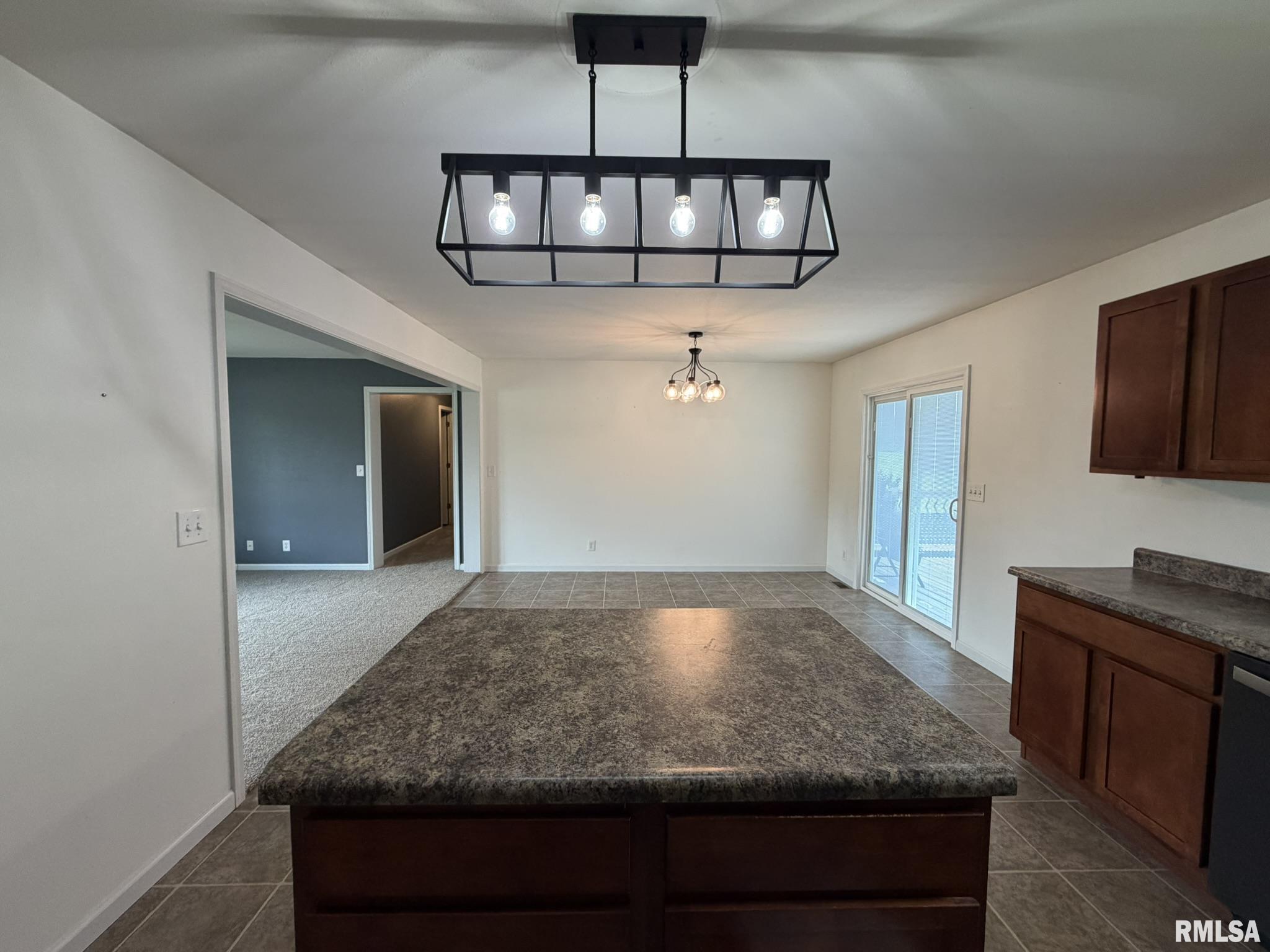 324 Casey Road Farmington, IL 61531 - Photo 40 of 68
