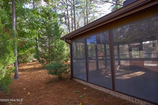 $300,000 | 414 Teakwood Lane, Southern Pines, NC 28387