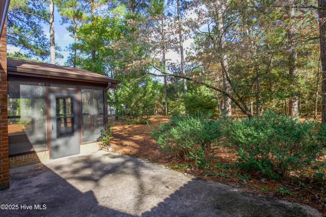 $300,000 | 414 Teakwood Lane, Southern Pines, NC 28387