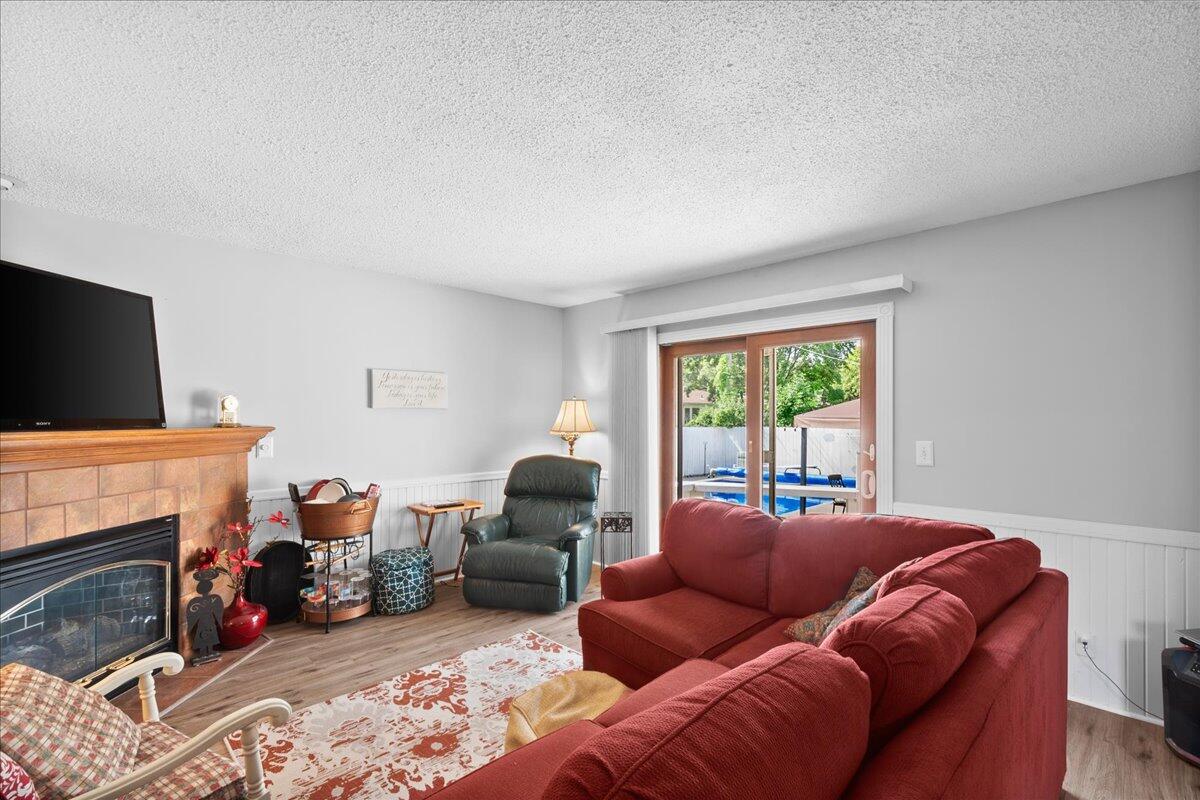 1407 Haverhill Road Muskegon, MI 49441 - Photo 13 of 30 13-DSC_9265