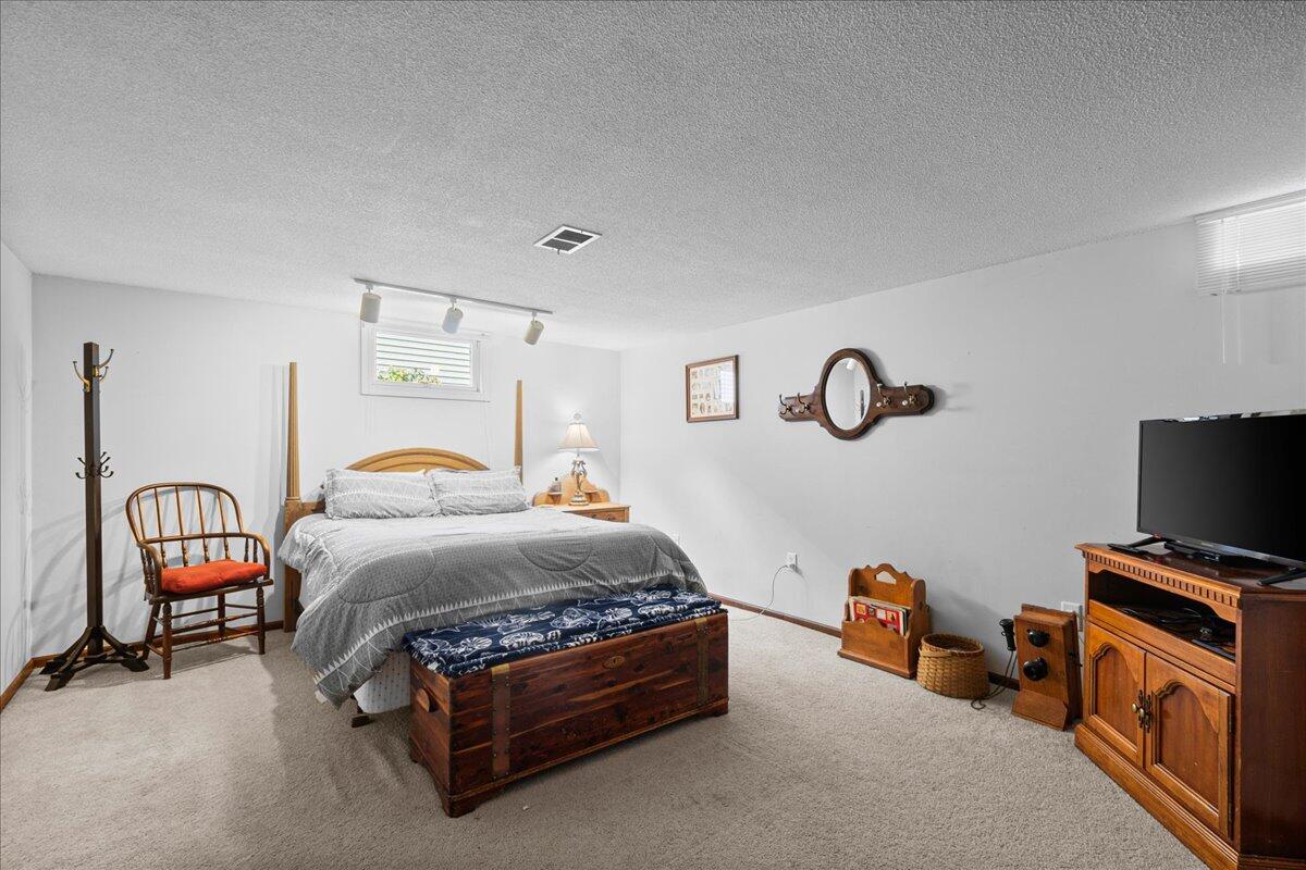 1407 Haverhill Road Muskegon, MI 49441 - Photo 20 of 30 20-DSC_9305