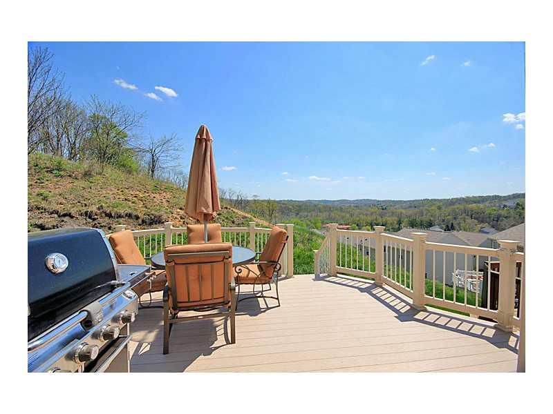 240 Maple Ridge Drive Canonsburg, PA 15317 - Photo 5 of 18 Patio/Deck.