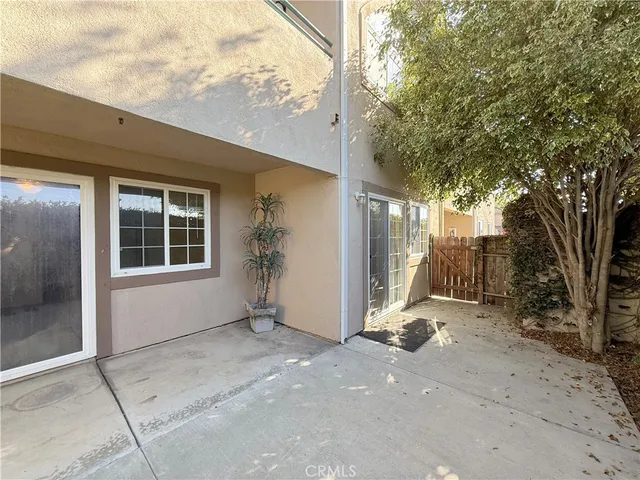 $3,000,000 | 5021 Waverider Circle, Huntington Beach, CA 92649