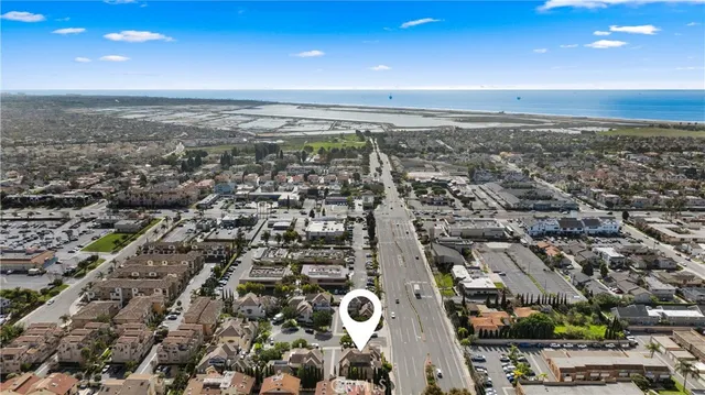 $3,000,000 | 5021 Waverider Circle, Huntington Beach, CA 92649