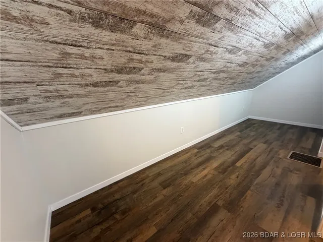 $295,000 | 23142 Salley Drive, Warsaw, MO 65355