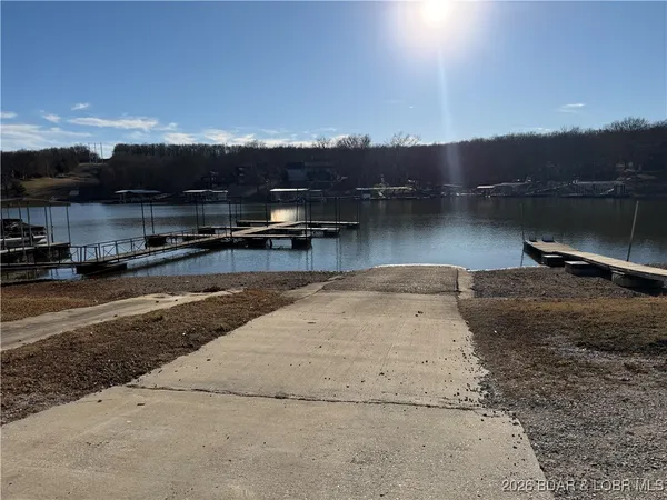 $275,000 | 23142 Salley Drive, Warsaw, MO 65355