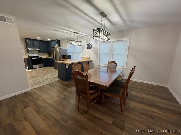 $275,000 | 23142 Salley Drive, Warsaw, MO 65355