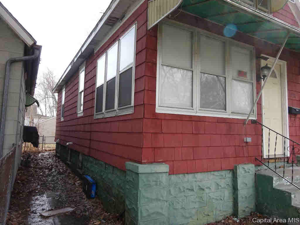 1232 North 14th Street Springfield, IL 62702 - Photo 2 of 26
