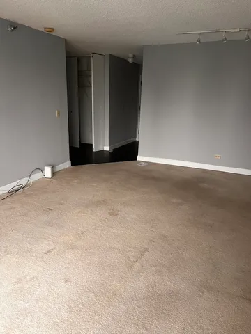 $2,250 | 200 North Dearborn Street, Unit 4408, Chicago, IL 60601