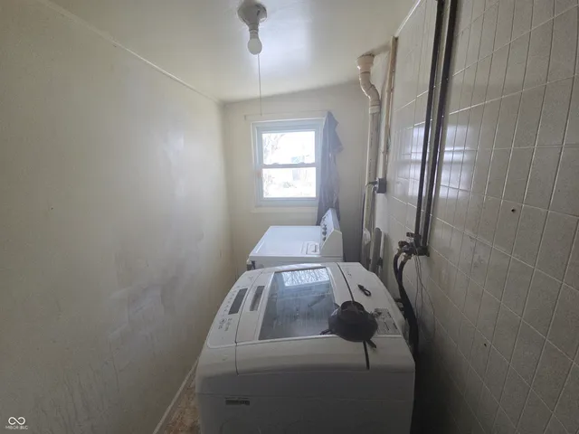 $99,900 | 1425 West 10th Street, Muncie, IN 47302