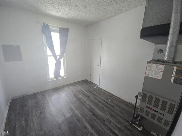 $99,900 | 1425 West 10th Street, Muncie, IN 47302