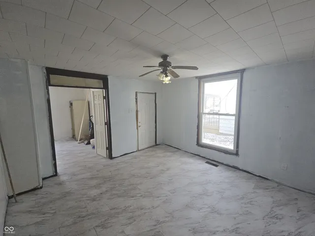 $99,900 | 1425 West 10th Street, Muncie, IN 47302