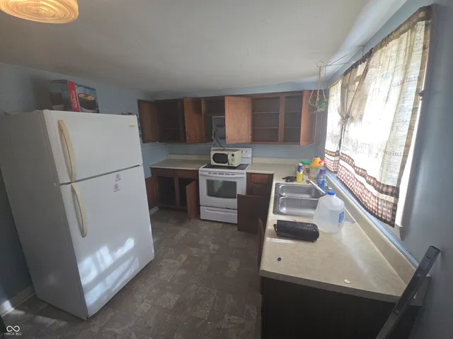 $99,900 | 1425 West 10th Street, Muncie, IN 47302