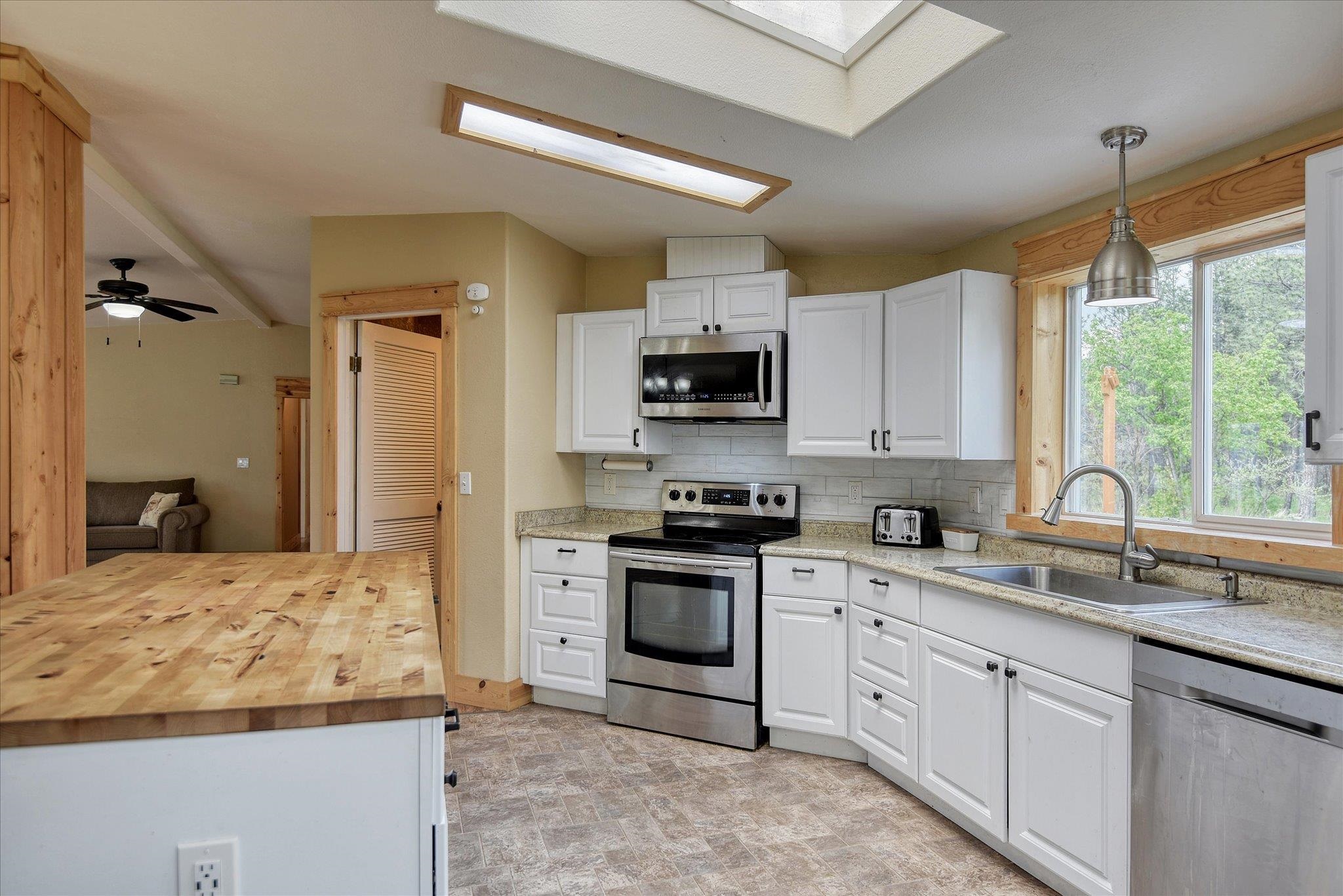 4708 West Pinto Road Cheney, WA 99004 - Photo 15 of 39