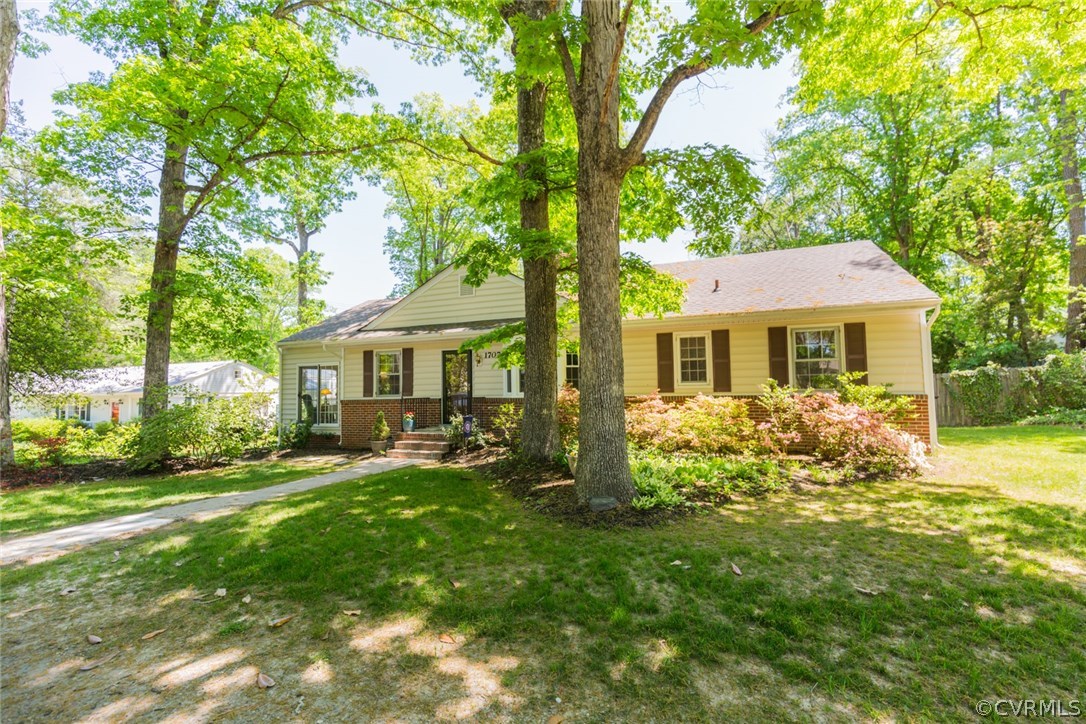 1707 Michael Road Henrico, VA 23229 - Photo 3 of 25 Gallery Image 3