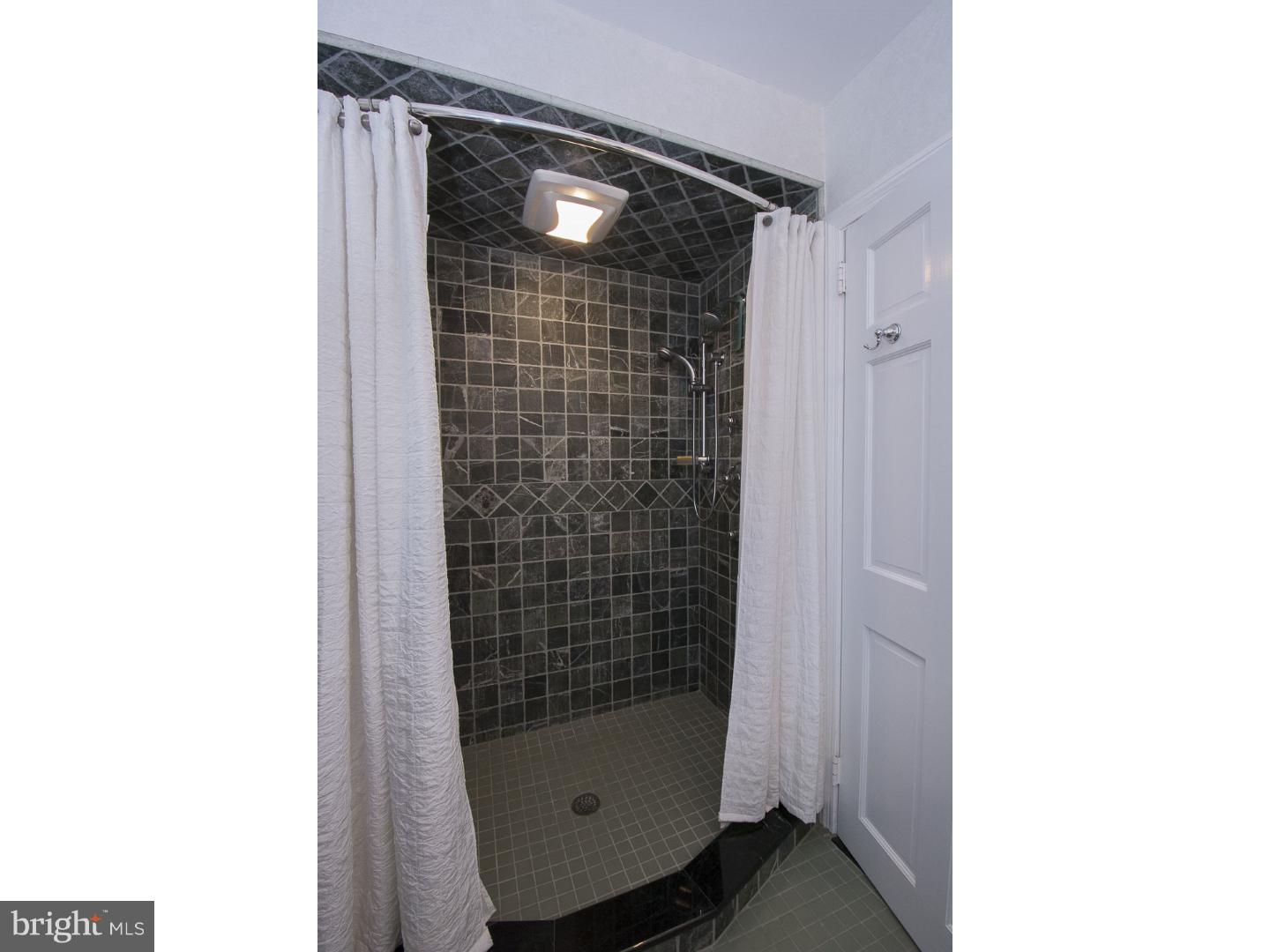 402 Marple Road Broomall, PA 19008 - Photo 15 of 25 Gallery Image 15