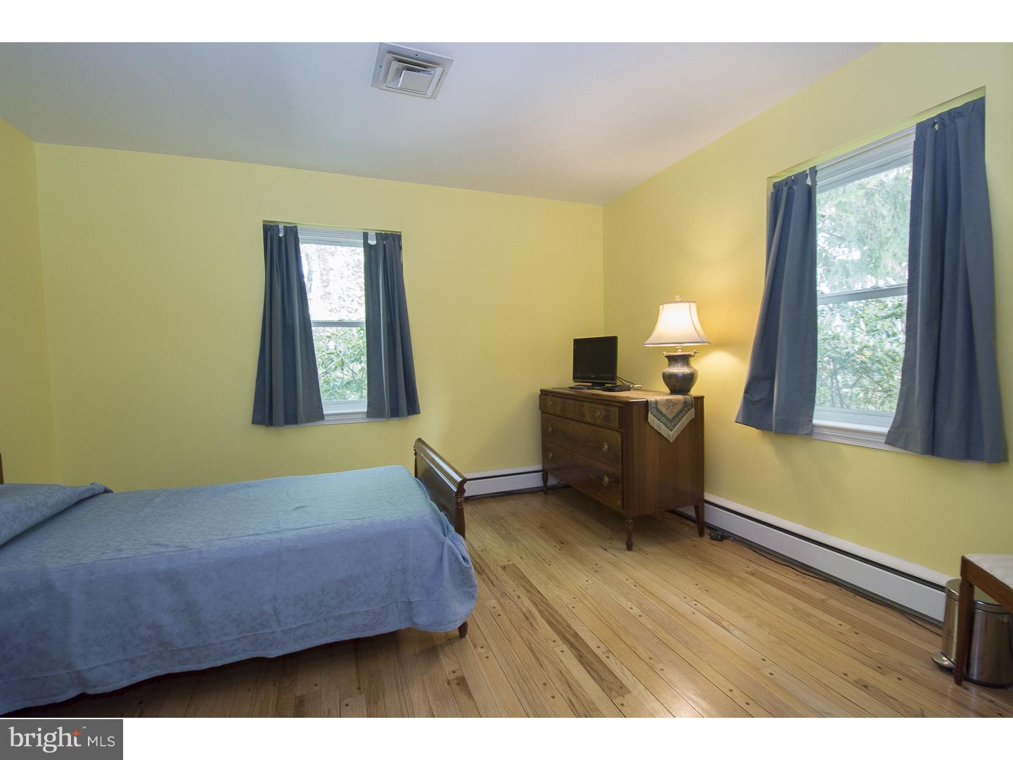 402 Marple Road Broomall, PA 19008 - Photo 16 of 25 Gallery Image 16