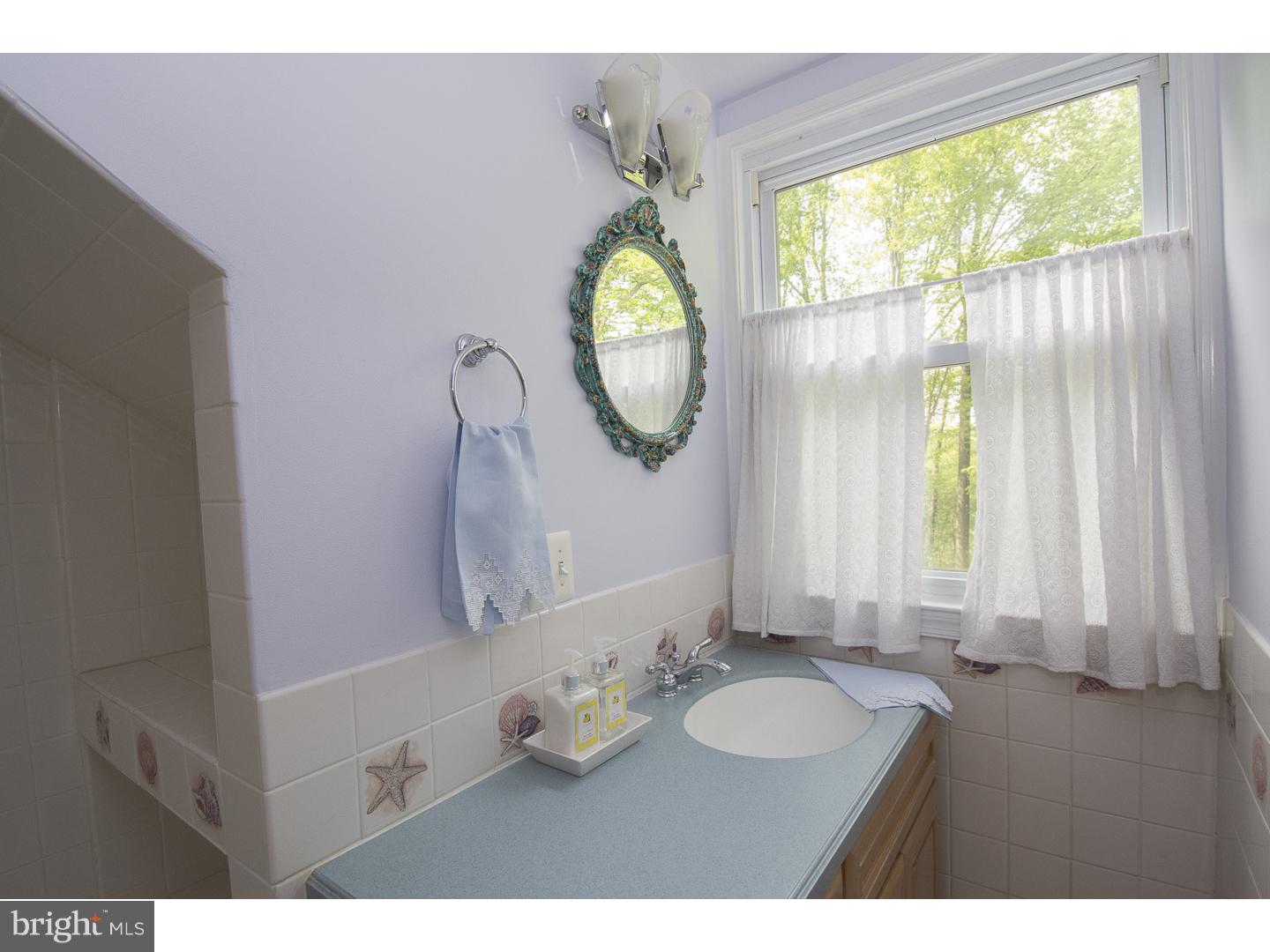 402 Marple Road Broomall, PA 19008 - Photo 18 of 25 Gallery Image 18