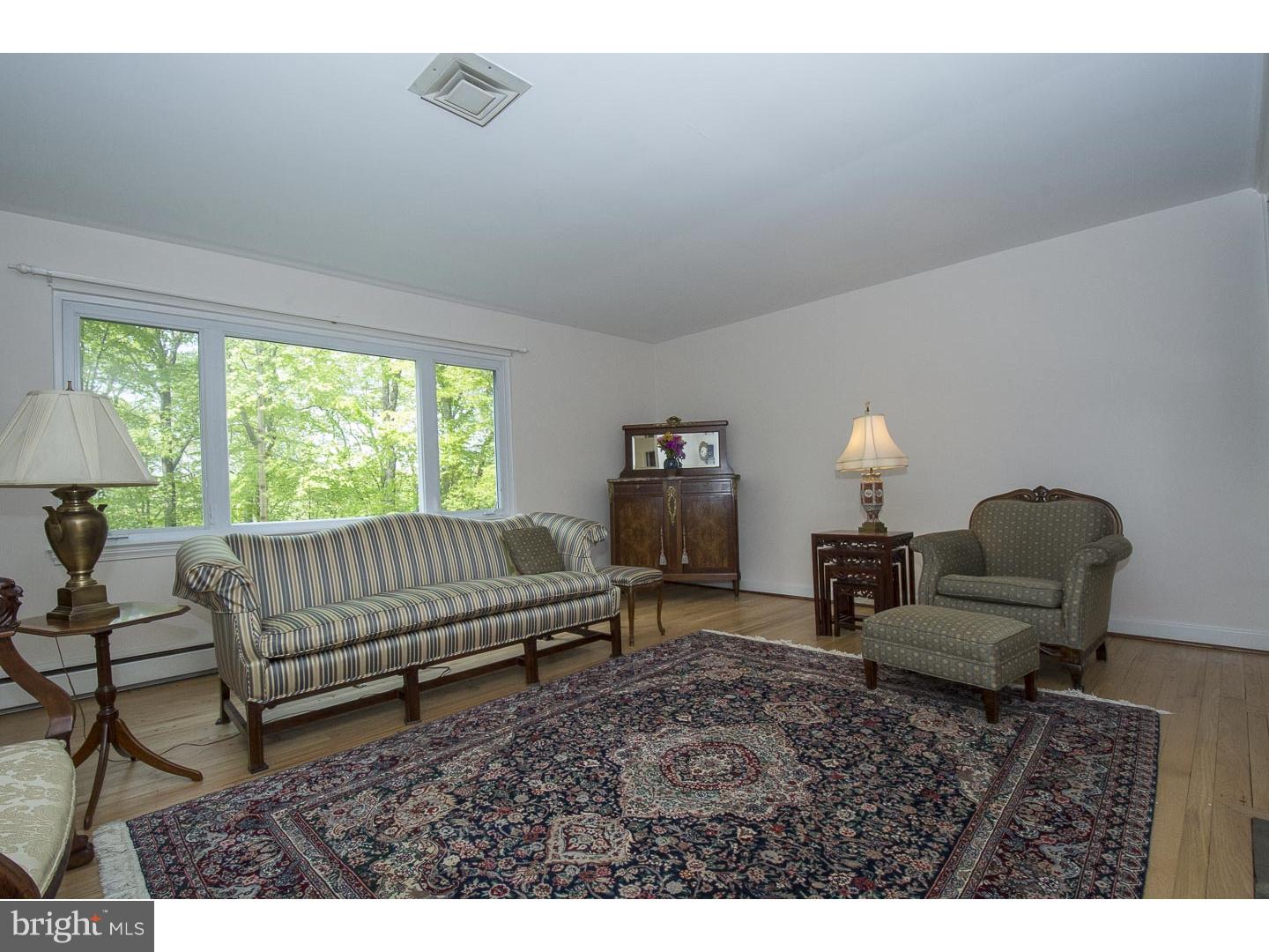 402 Marple Road Broomall, PA 19008 - Photo 6 of 25 Gallery Image 6