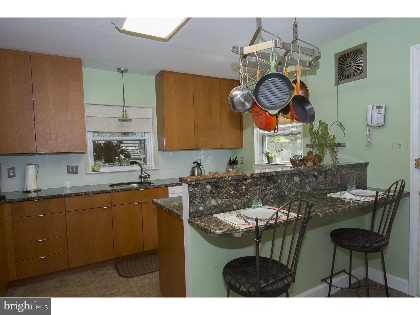 402 Marple Road Broomall, PA 19008 - Photo 10 of 25 Gallery Image 10