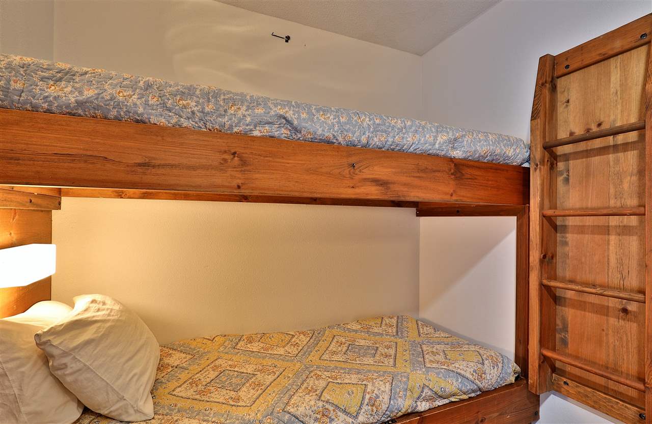 109 Access Road Rochester, VT 05767 - Photo 22 of 40