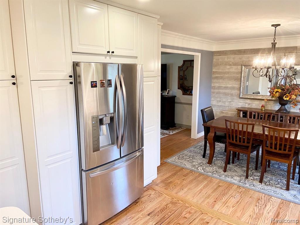 31488 Old Cannon Road Beverly Hills, MI 48025 - Photo 6 of 35