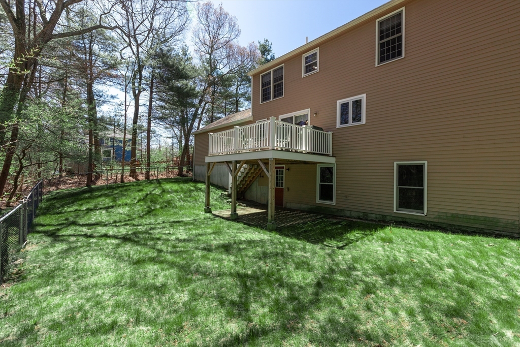 8 Griffin Road Franklin, MA 02038 - Photo 4 of 30 Gallery Image 4