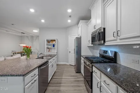 $424,900 | 594 Historic Drive, Hillsborough, NC 27278