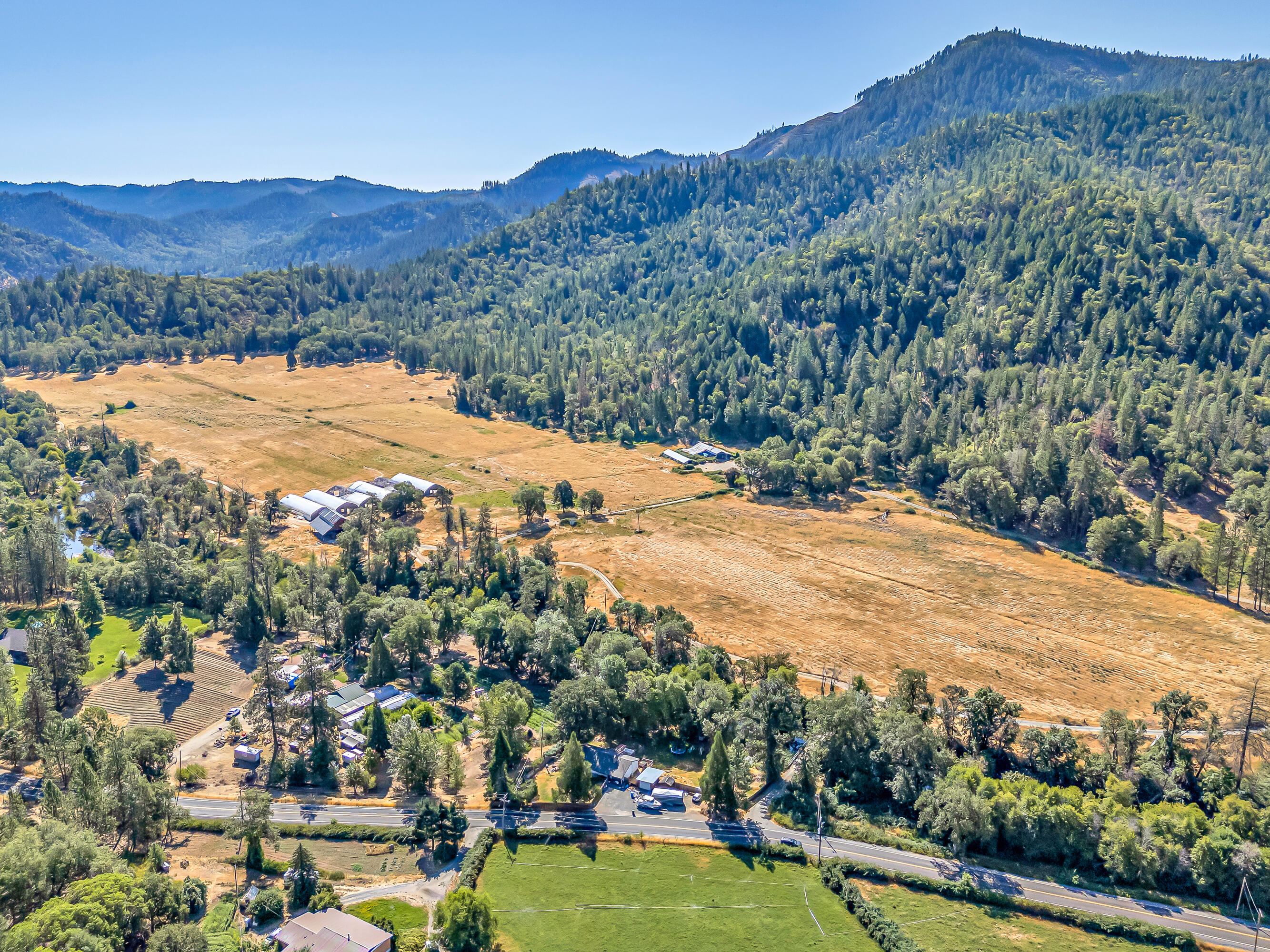 9820 East Evans Creek Road Rogue River, OR 97537 - Photo 39 of 58 DJI_20250722095337_0091_D