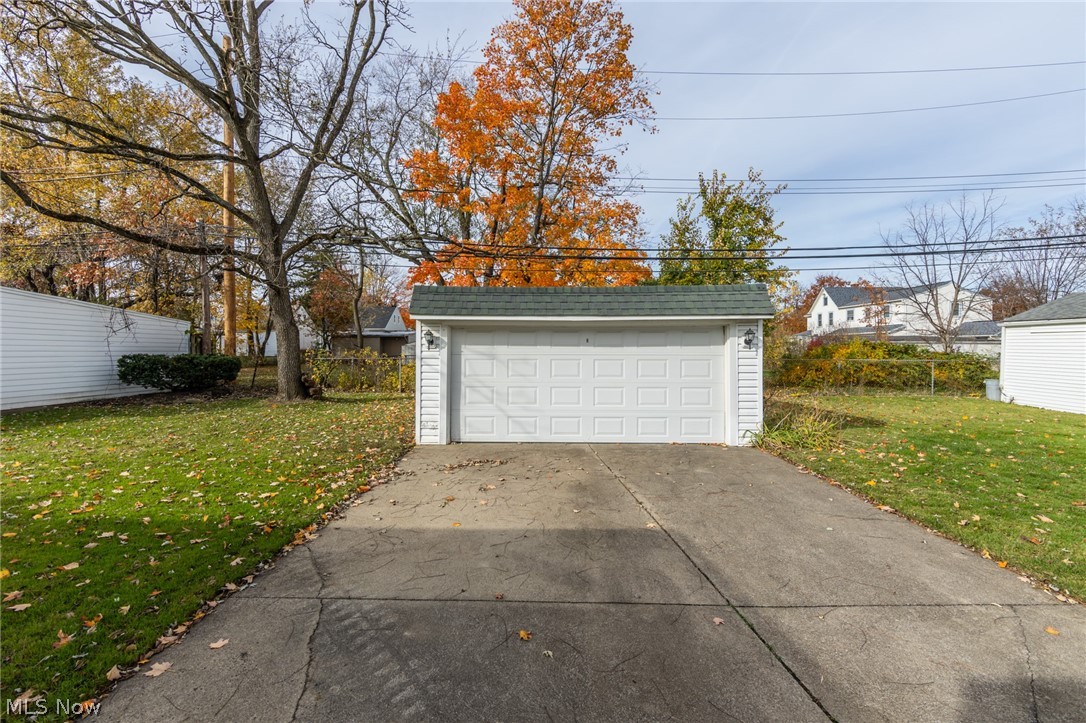 5610 Sunny Lane Road Maple Heights, OH 44137 - Photo 3 of 20