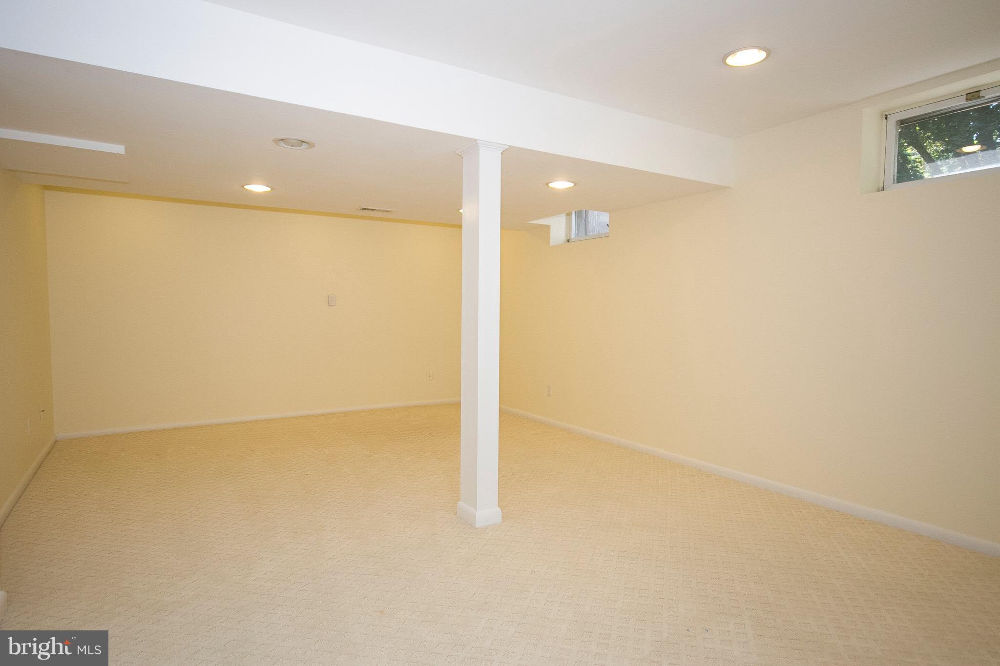 1907 Ridge Road Reisterstown, MD 21136 - Photo 19 of 27 a view of a hallway