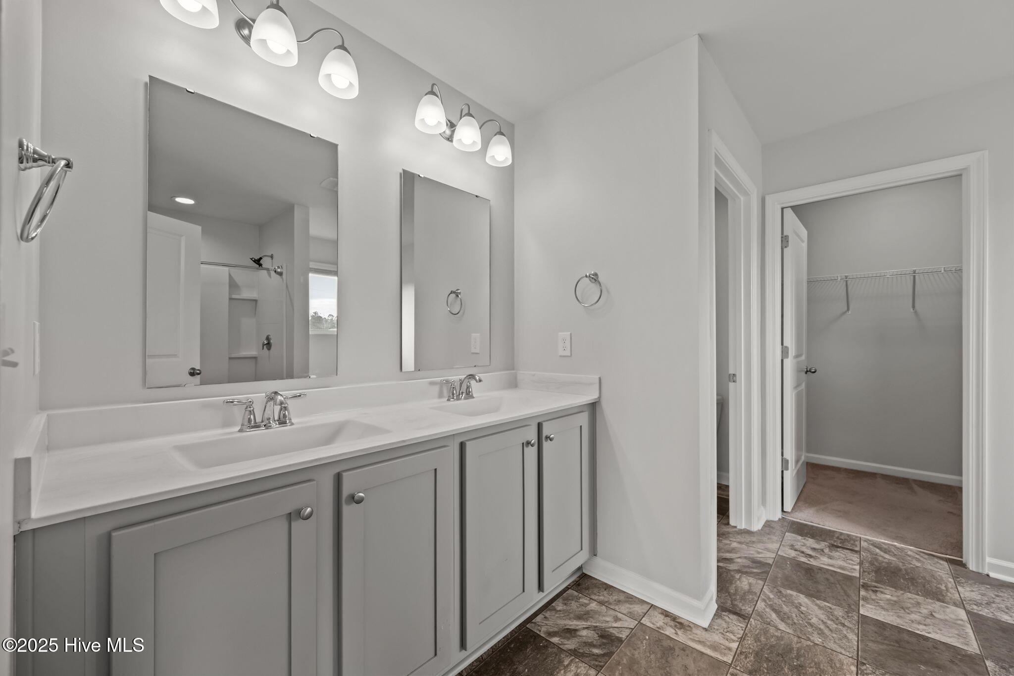 800 Lenox Drive Holly Ridge, NC 28445 - Photo 14 of 33 39-web-or-mls-_RAD8019