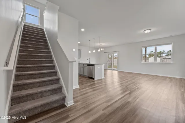 $2,395 | 800 Lenox Drive, Holly Ridge, NC 28445