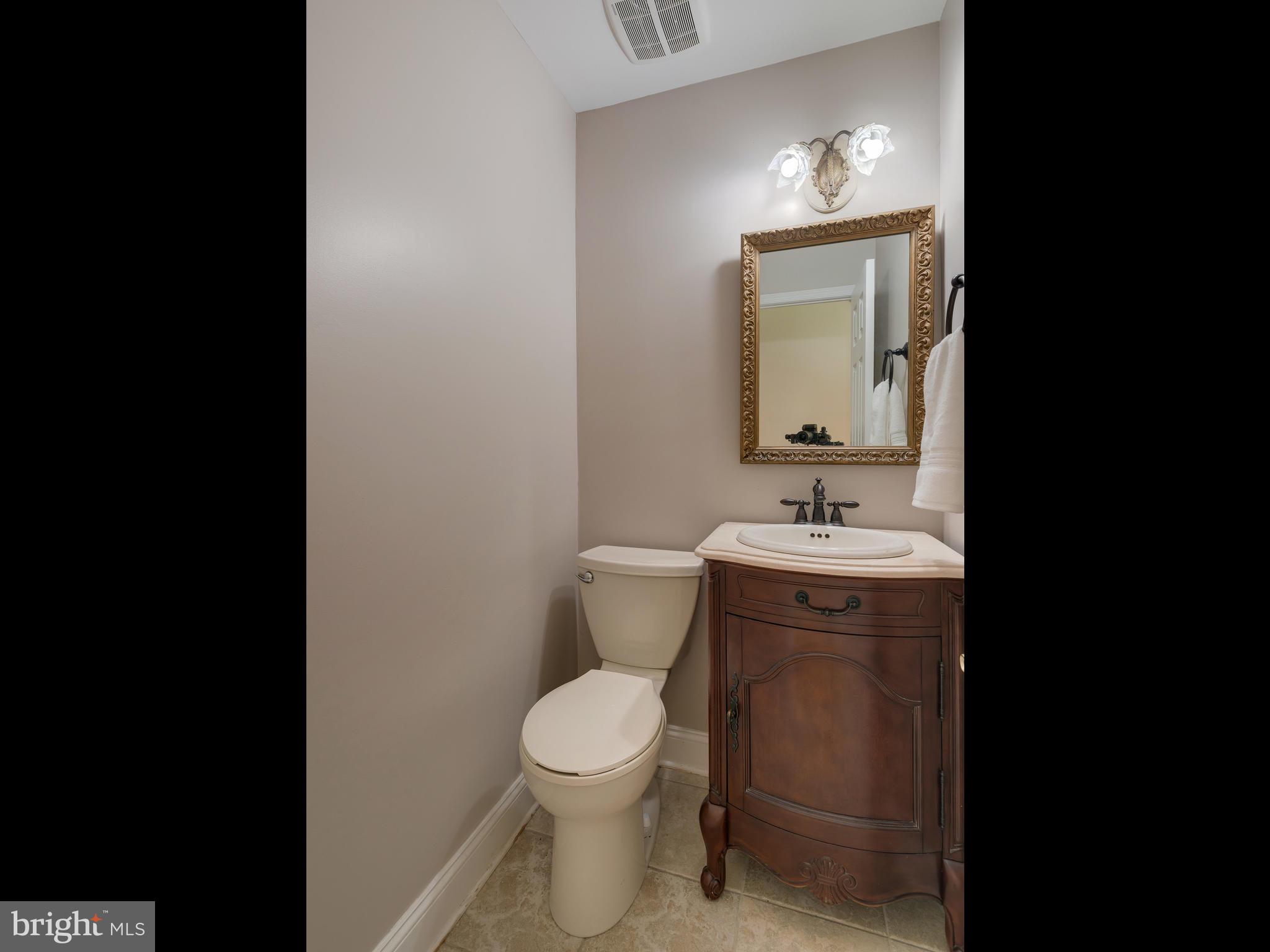 11 Cambridge Road Downingtown, PA 19335 - Photo 17 of 63 Powder Room