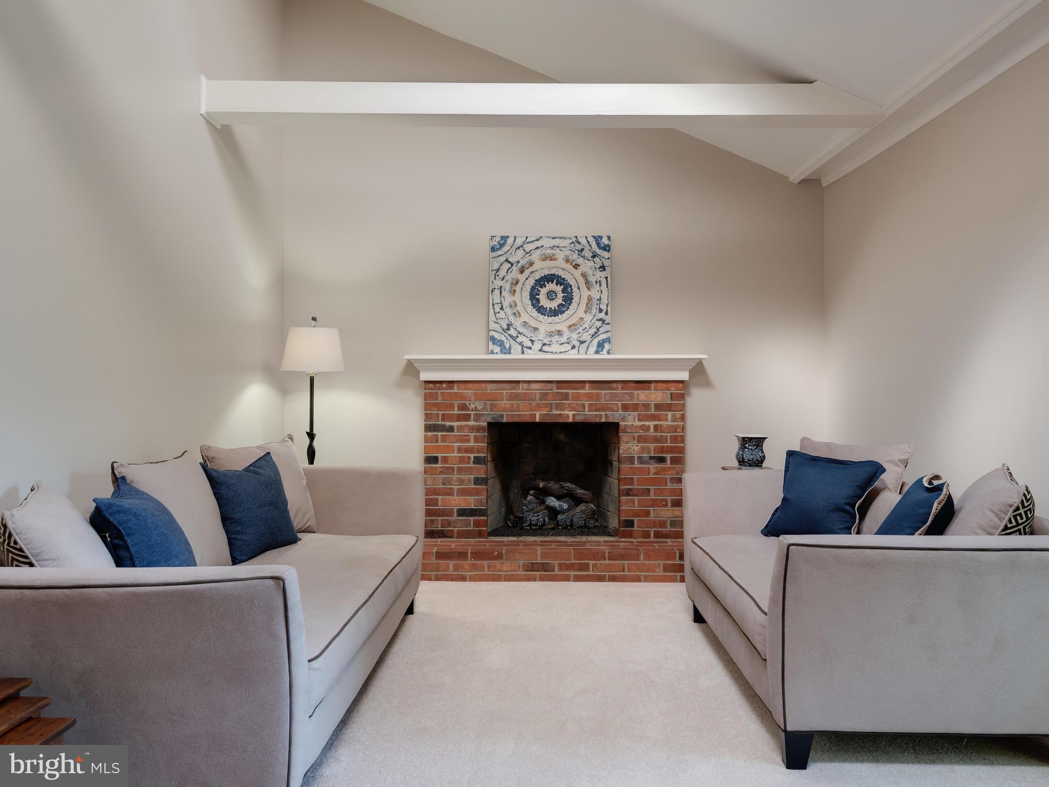 11 Cambridge Road Downingtown, PA 19335 - Photo 25 of 63 Family Room