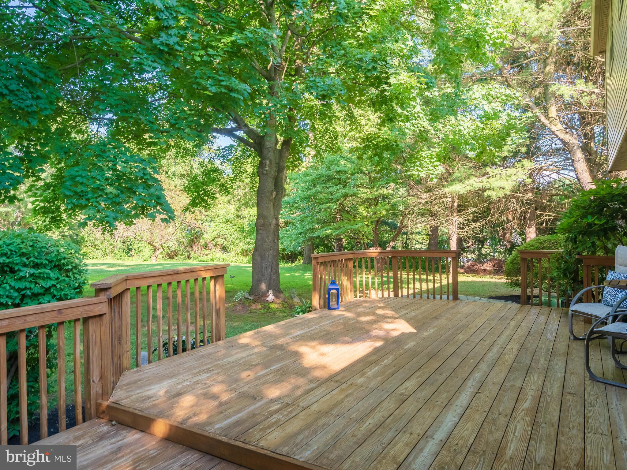 11 Cambridge Road Downingtown, PA 19335 - Photo 38 of 63 Deck