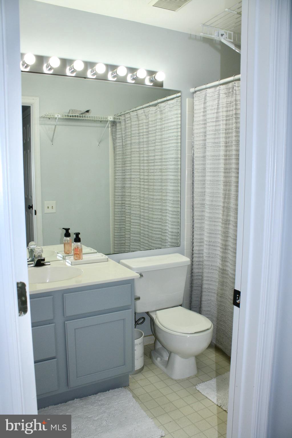 8202 Winstead Place, Unit 203 Manassas, VA 20109 - Photo 13 of 18