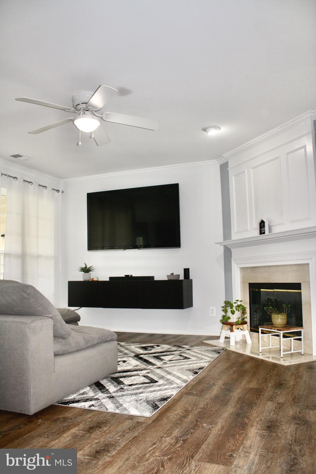 8202 Winstead Place, Unit 203 Manassas, VA 20109 - Photo 4 of 18