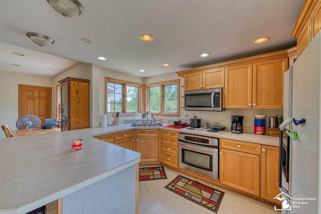 1639 Steiner Road Monroe, MI 48162 - Photo 3 of 38 50076116-2.JPG