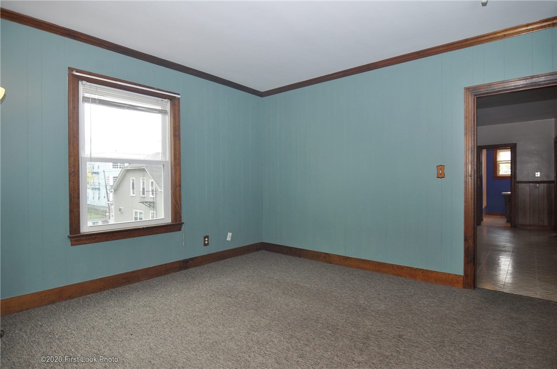 171 Robinson Street Woonsocket, RI 02895 - Photo 14 of 26
