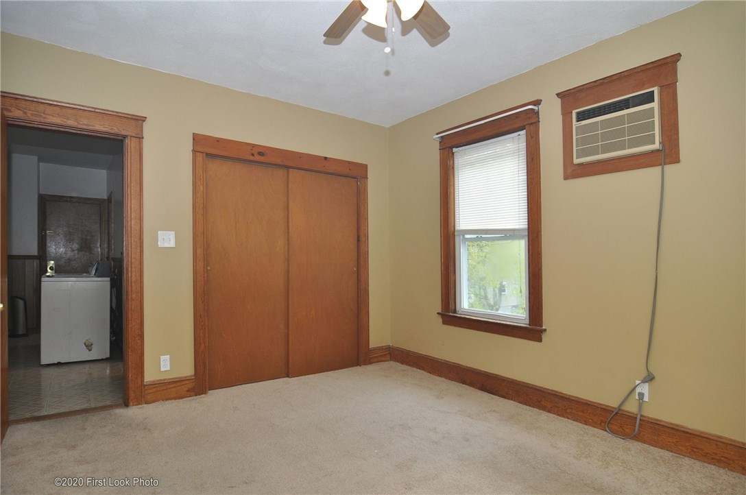 171 Robinson Street Woonsocket, RI 02895 - Photo 15 of 26